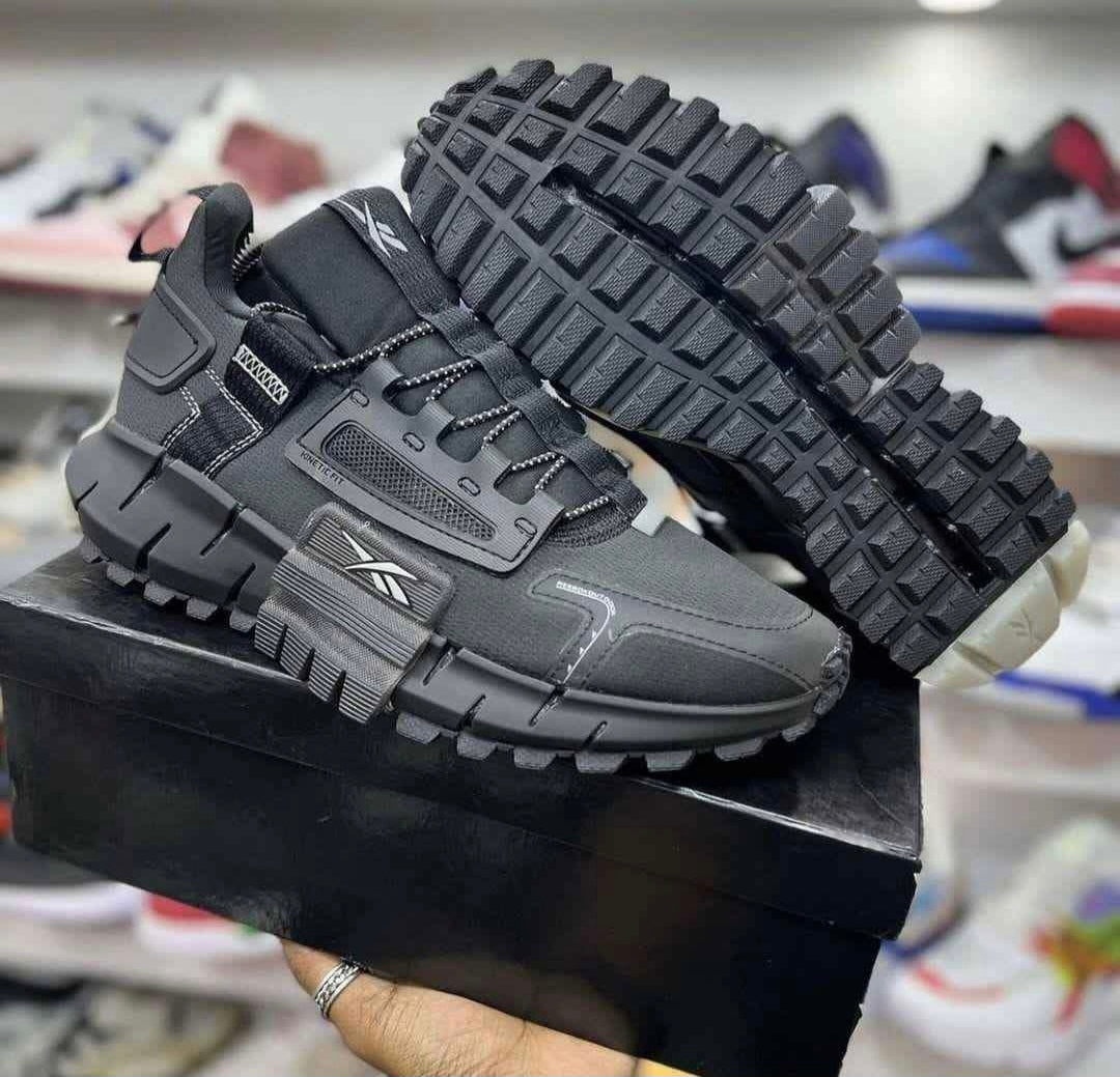 REEBOK ZIG KINETICA EDGE TRAINERS