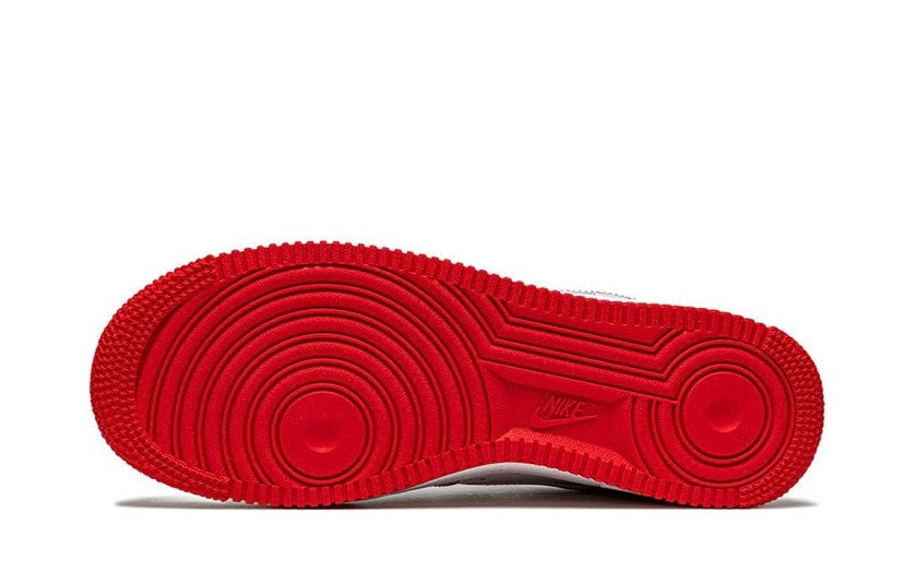 NIKE AIR FORCE 1 RED SNEAKER