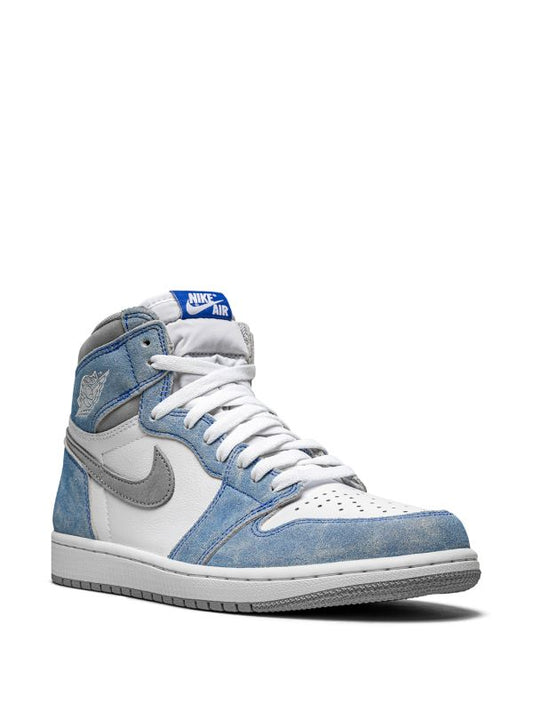 AIR JORDAN 1 RETRO HIGH OG "HYPER ROYAL"