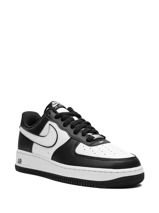 NIKE AIR FORCE 1 LOW "PANDA"
