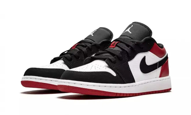 NIKE AIR JORDAN 1 RETRO BLACK TOE