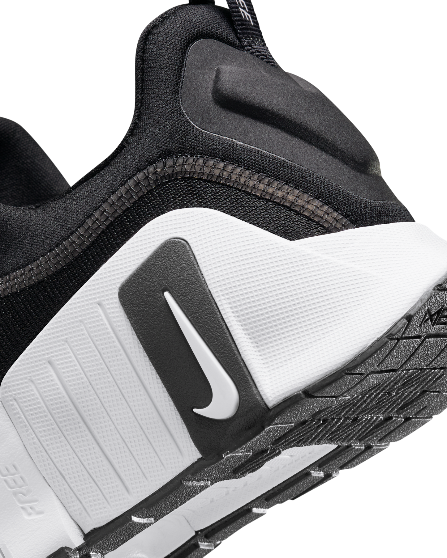NIKE FREE METCON 6 BLACK/WHITE