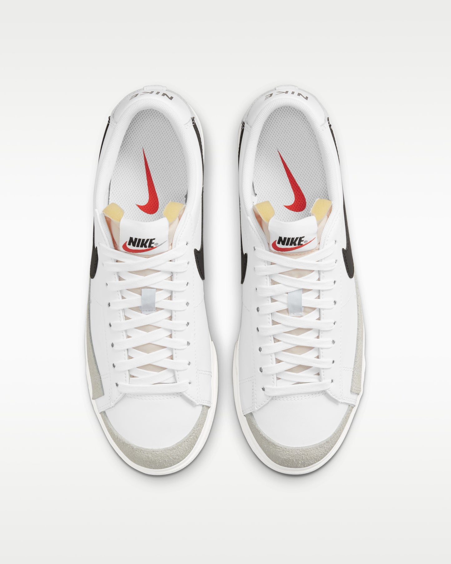 NIKE BLAZER LOW PLATFORM WHITE BLACK