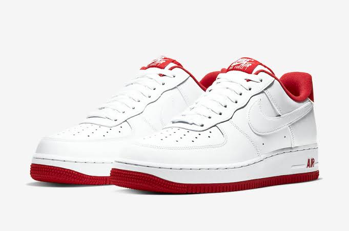 NIKE AIR FORCE 1 UNIVERSITY RED