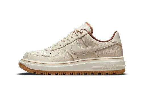 NIKE AIR FORCE 1 LUXE LOW