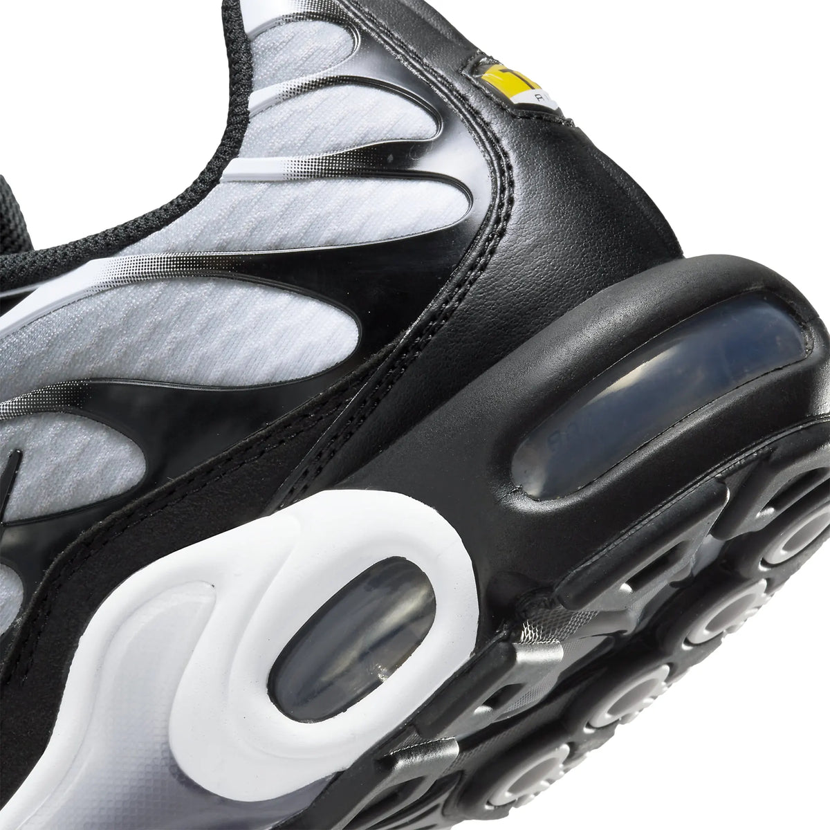 NIKE AIR MAX PLUS - TN BLACK SILVER WHITE